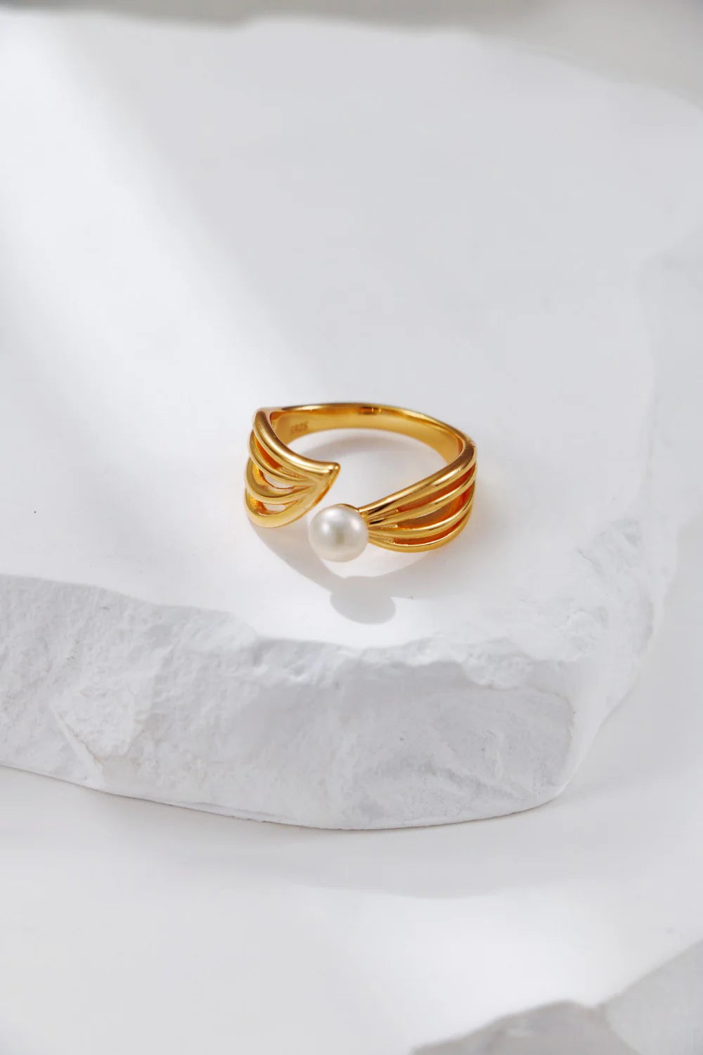 Minimalist Vintage Pearl Ring