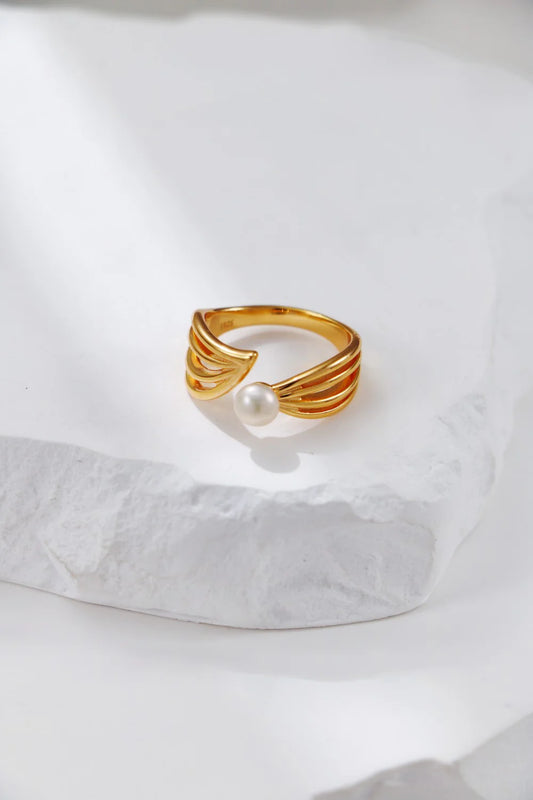 Minimalist Vintage Pearl Ring