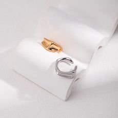 Twist Ocean Wave Band Ring