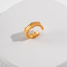 Minimalist Linear Open Ring