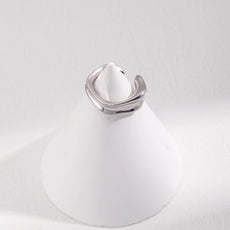 Twist Ocean Wave Band Ring